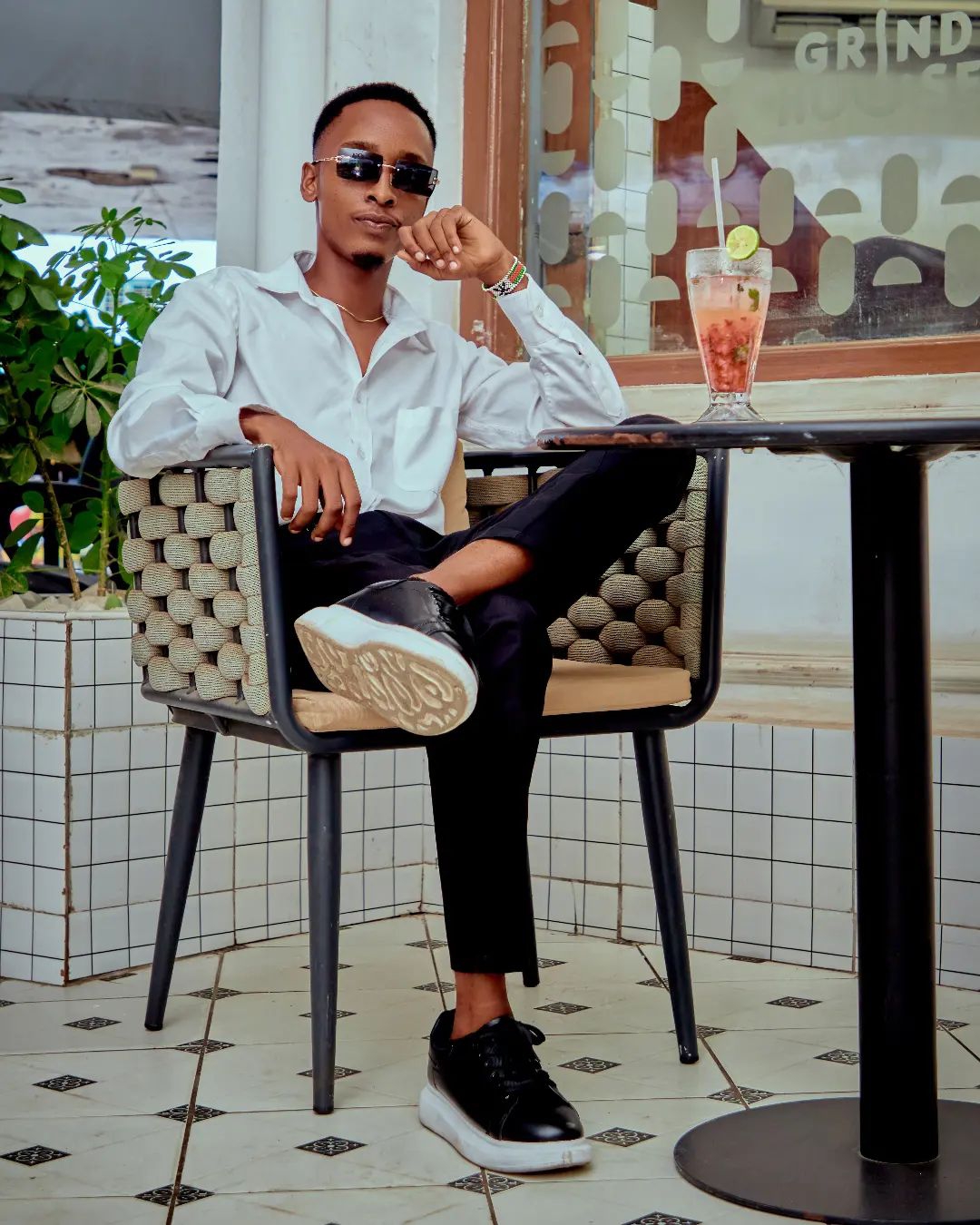 Studio & Outdoor Sessions 